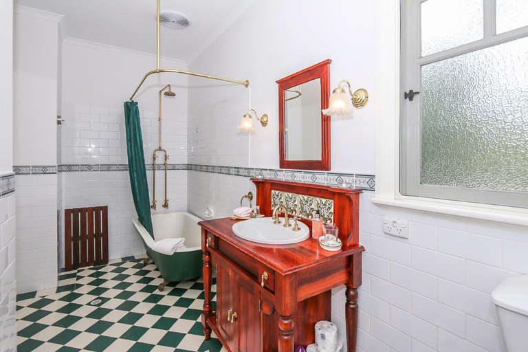 Bathroom 2