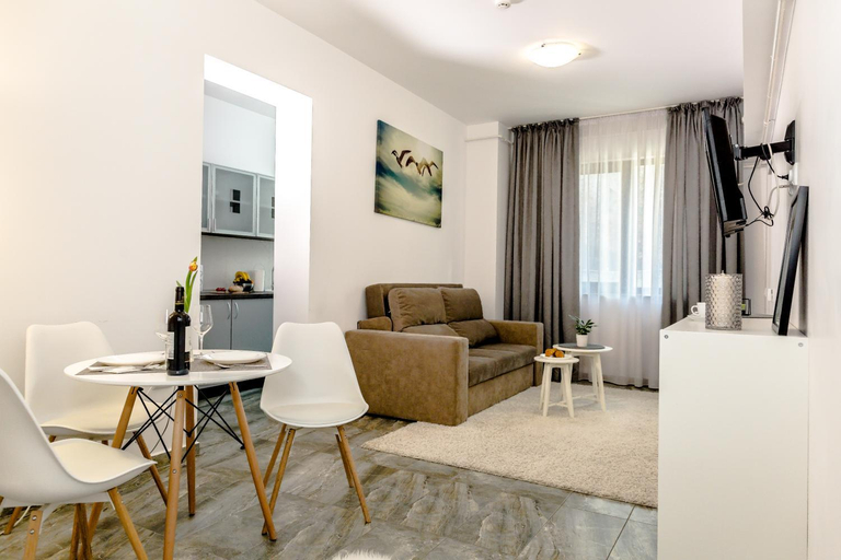 Others 4, ConceptHT Regim Hotelier, Iasi