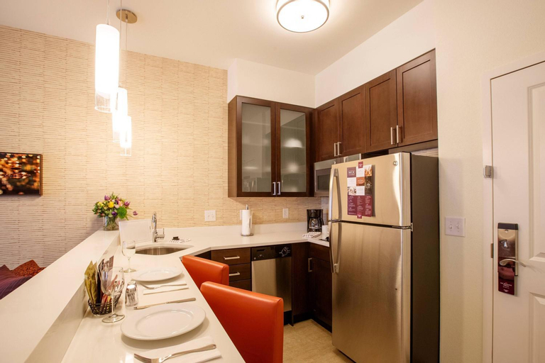 Dining Room 1