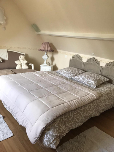 Bedroom 2, Les Chambres de Paule, Somme