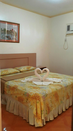 Bedroom 2, Oslob Malonzo Pension House, Oslob