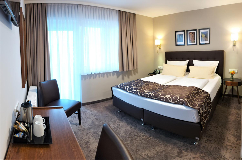 Bedroom 6