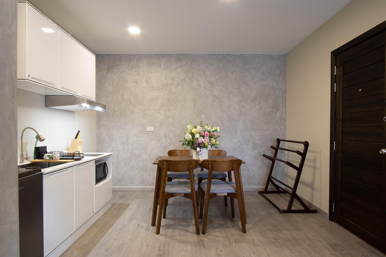 Dining Room 5