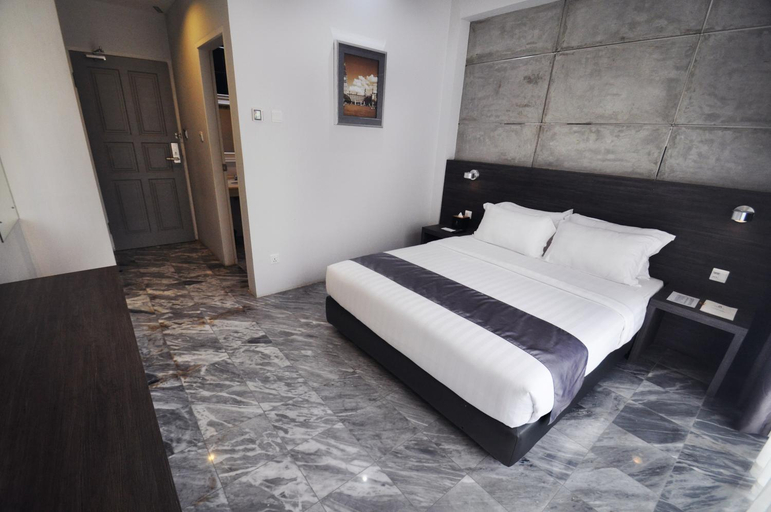Bedroom 25