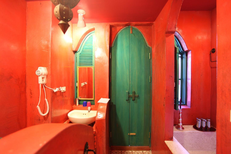 Bathroom 4, A Fei Surf Inn III, Pingtung