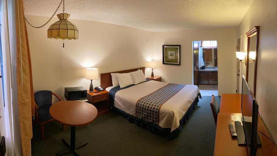Bedroom 13