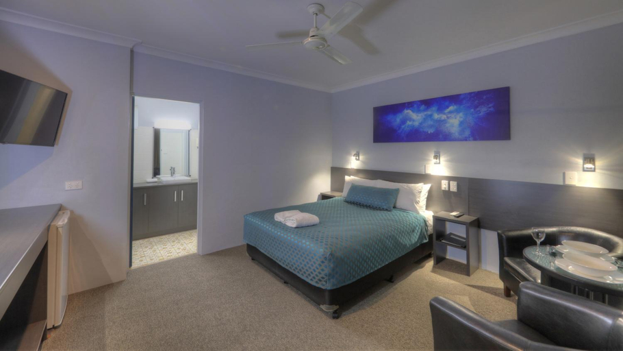 Bedroom 6
