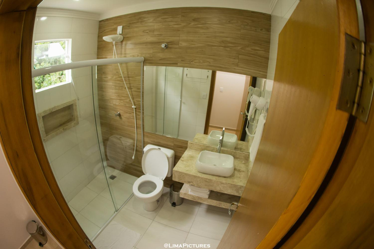 Bathroom 2, Pousada Villarejo Armacao, Penha