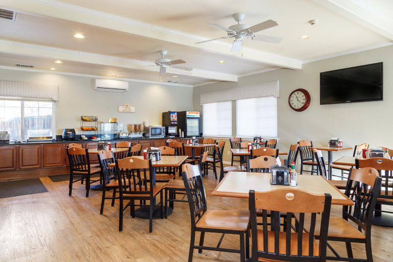 Food & Drinks 4, Comfort Inn & Suites Susanville, Lassen