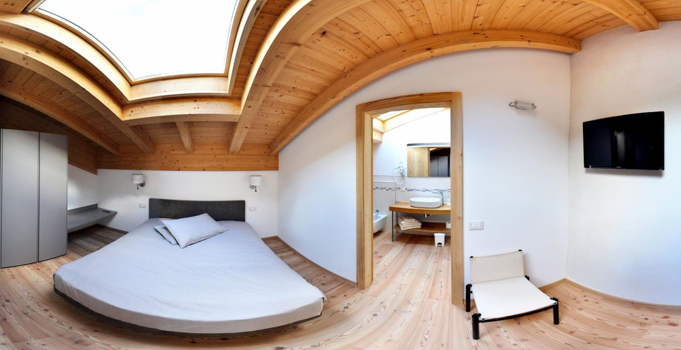 Bedroom 9