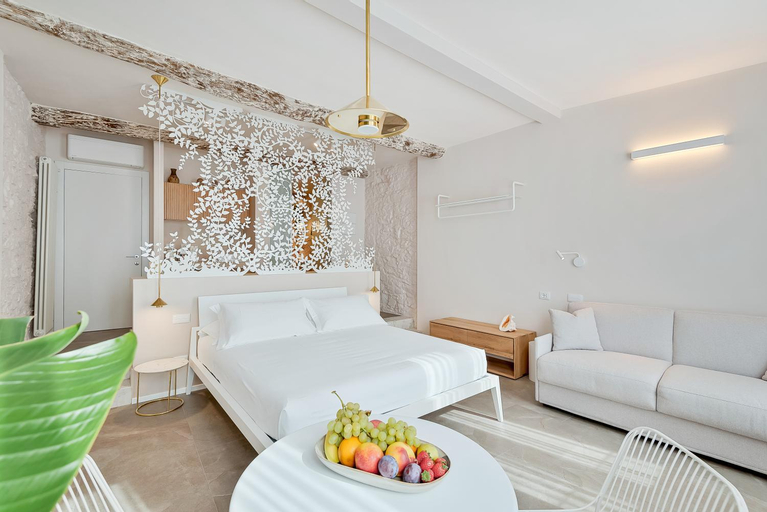 Bedroom 15
