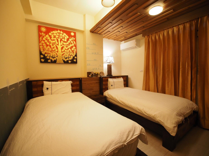 Bedroom 13