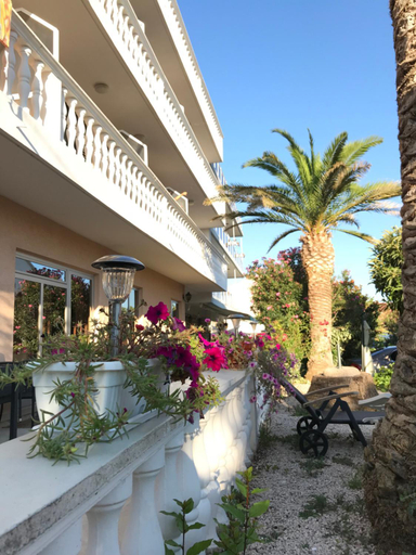 Others 5, B&B Sidro, Vodice