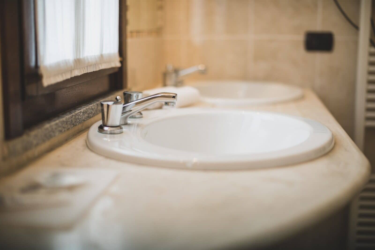 Bathroom 5, Villa Sant'espedito Resort, Pavia