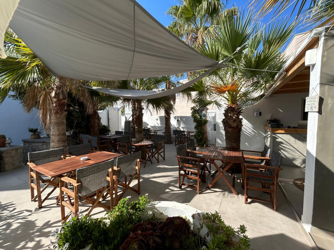Public Area 2, Pension George, South Aegean