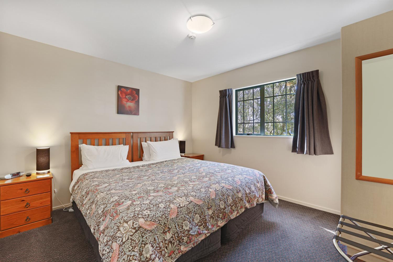 Bedroom 2, Denton Park Motel, Christchurch