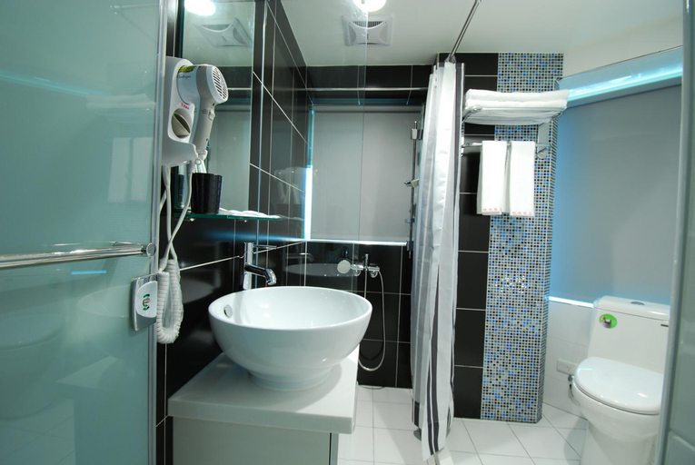 Bathroom 5