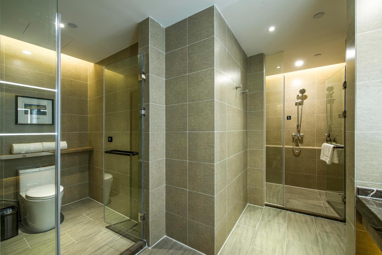 Bathroom 4