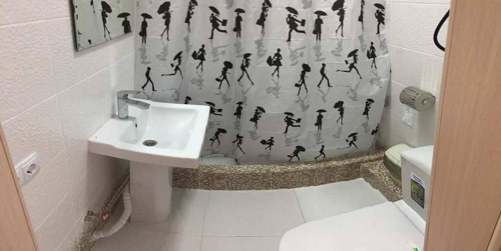 Bathroom 3, WHITE HOTEL & HOSTEL, Bishkek