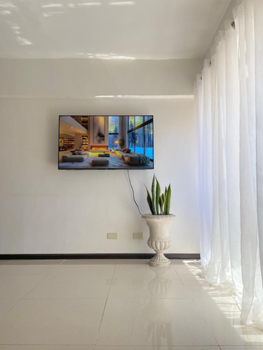 Others 5, Affordable Travellers Studio Condo near Mactan Airport by A&C, Lapu-Lapu City