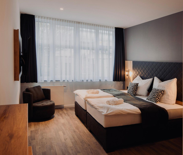 Bedroom 2, MiDoma, Self Check-In Hotel, Hannover Messe, Region Hannover