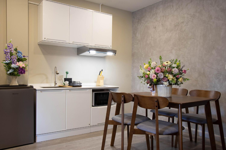 Dining Room 7