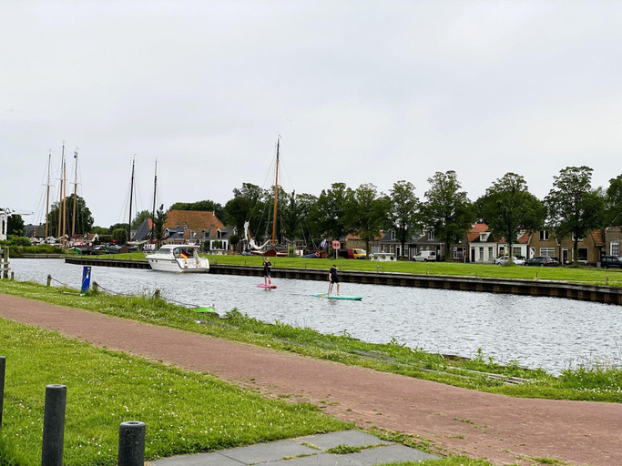 Others 4, Holiday Home in Stavoren by Private Jetty, Nijefurd