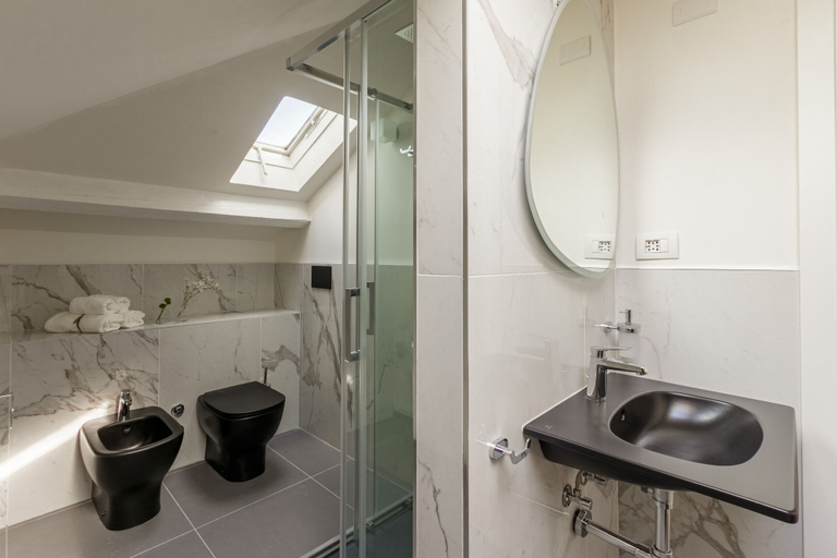 Bathroom 4, Palazzo Quantum 1, Milano
