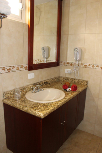 Bathroom 4, Hotel Joshed Imperial, Latacunga