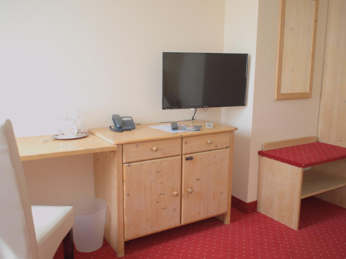 Others 5, bei Zwillings Hotel & Restaurant, Mittelsachsen