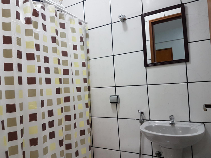 Bathroom, B & A Suites Inn Hotel - Quarto Luxo Gold, Anápolis