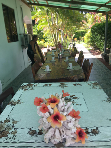 Food & Drinks, Linsen Self Catering Apartments
