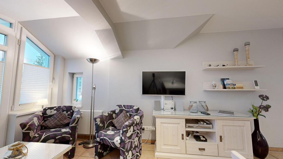 Facilities 2, strandnahe FeWos mit Balkon, Villa Meernixe, Binz, Vorpommern-Rügen