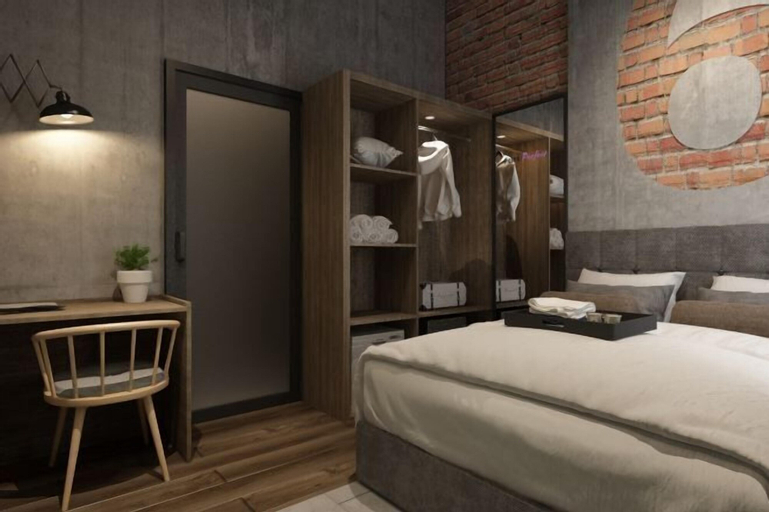 Bedroom 6