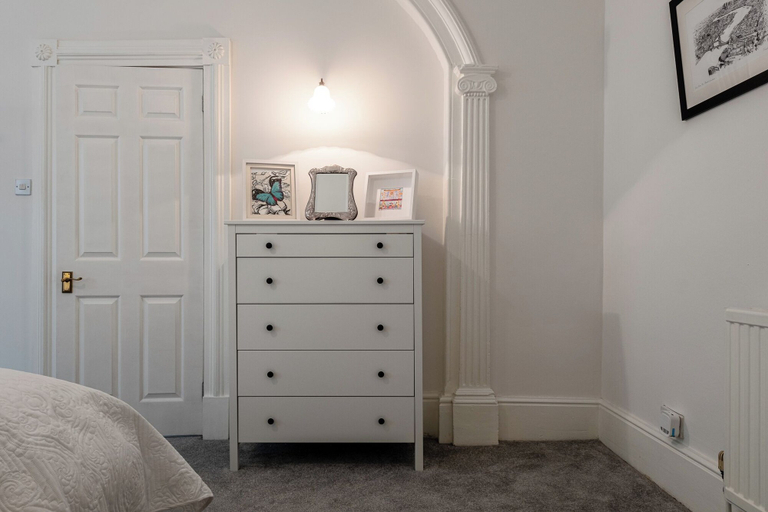 Bedroom 3, Garden Flat Apartment in Grosvenor Place, Bath and North East Somerset