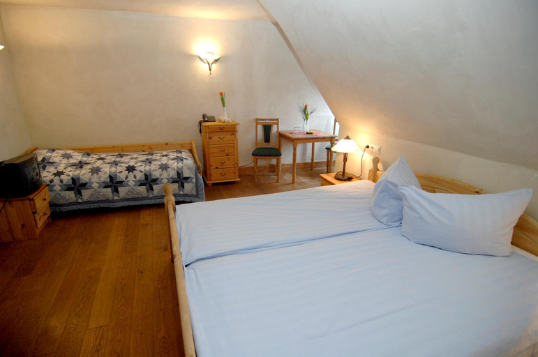 Bedroom 3, Hotel Aegidienhof, Göttingen