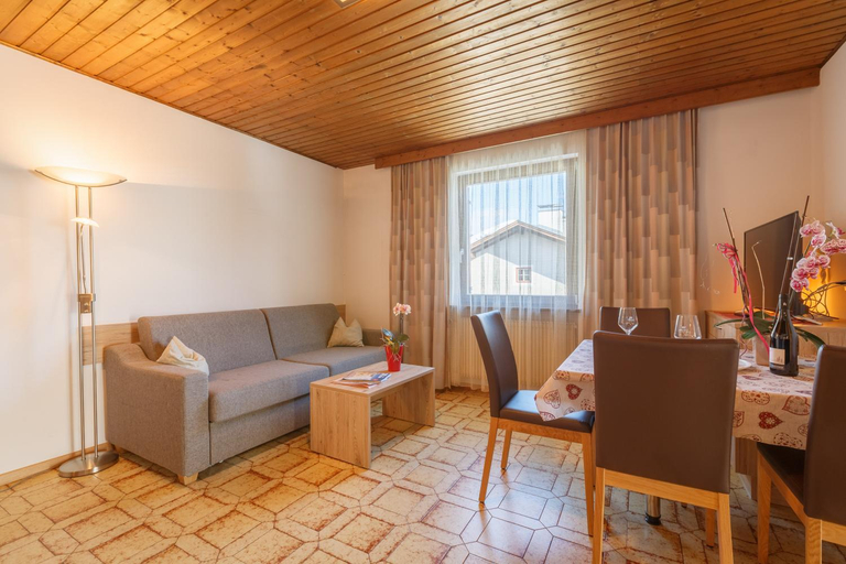 Others 4, Residence Silvia, Bolzano