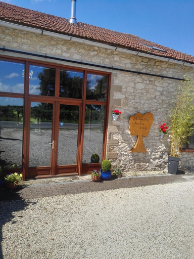 Others 5, Le Chene Vert, Vienne