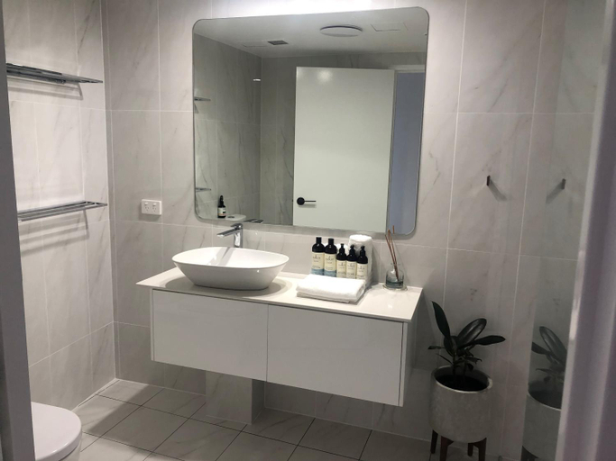 Bathroom 5