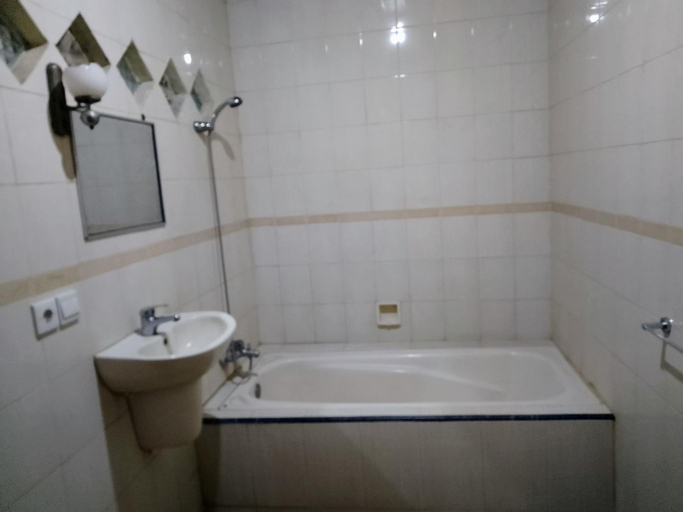 Bathroom 5