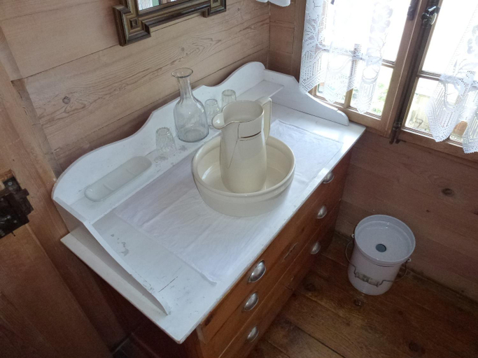 Bathroom 2, Hotel Waldrand, Frutigen