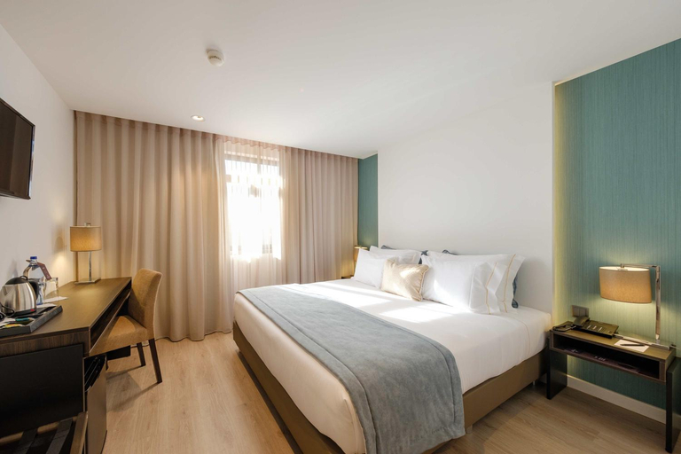 Bedroom 13