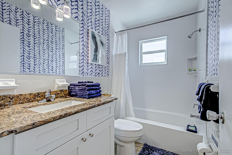 Bathroom 1, Twins Inn & Apartments, Pinellas