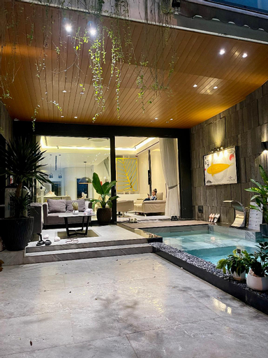 DELUXE VILLA, Huế