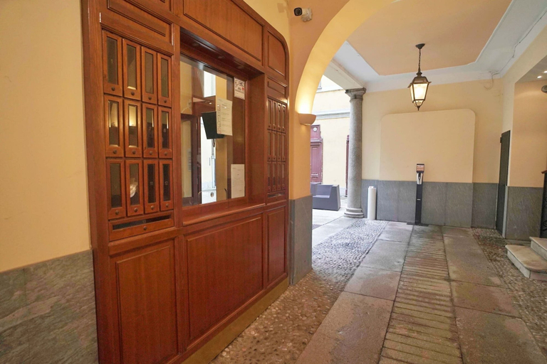 Exterior & Views 2, Chic & Quiet Apartment in San Babila, Milano