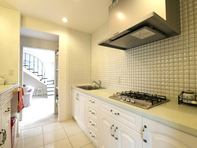 Dining Room 4