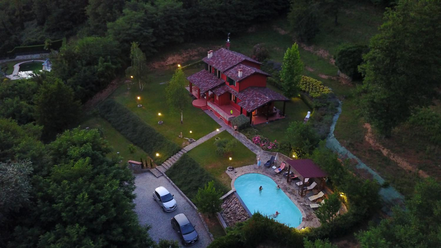 Others 3, Villa Vitalina, Lucca