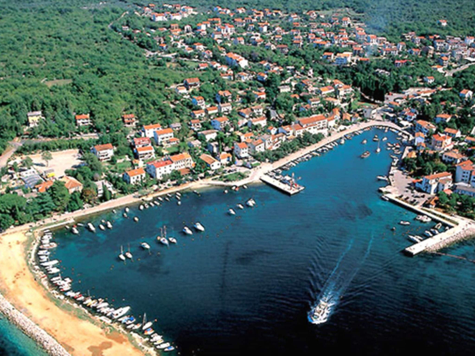 Others 5, Apartment by the Sea in Malinska, Malinska-Dubašnica