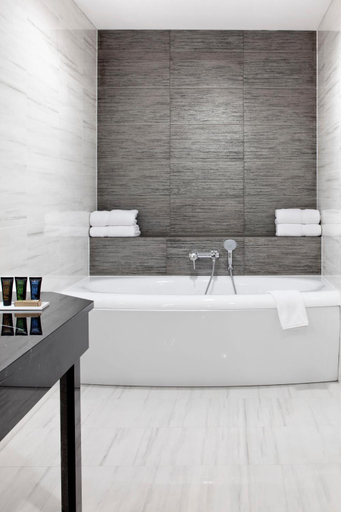 Bathroom 4, Metropolitan Boutique Hotel, Kraków City