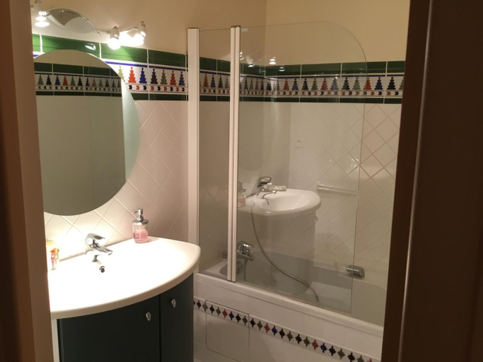 Bathroom, Le clos de rose, Corrèze